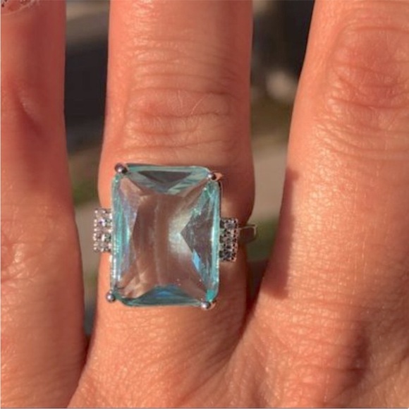 5⭐ Rated Sterling Silver Aquamarine Ring Size 10 - Picture 5 of 8
